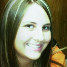 Jennifer Maloney Photo 27