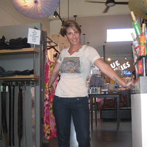 Shannon Gonzalez Photo 41