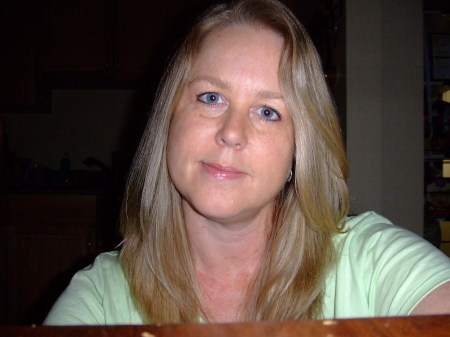 Julie Taylor Photo 45