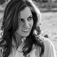 Lauren Larson Photo 27