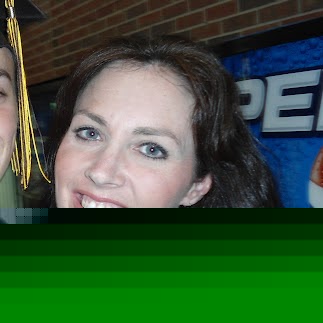 Rebecca Hutchison Photo 16