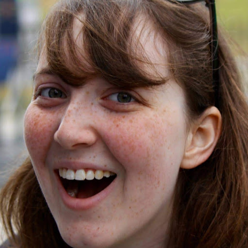 Julia Canter Photo 2