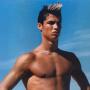 Adrian Hendricks Photo 20
