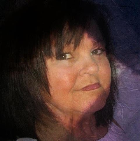 Linda Crawford Photo 32