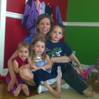 Jennifer Dameron Photo 21