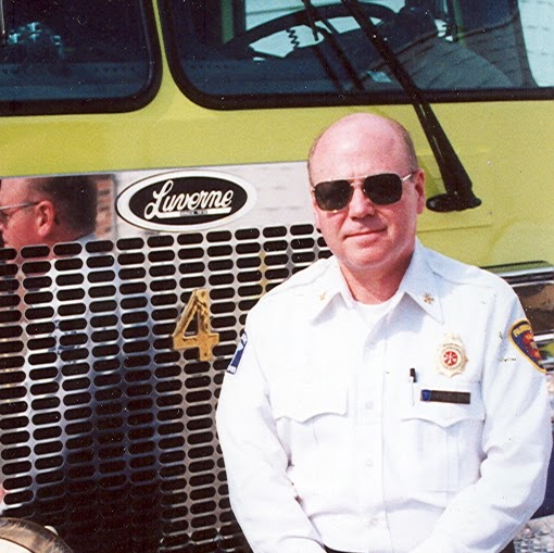 Robert Rowe Photo 19