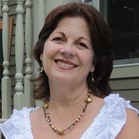 Nancy Lydon Photo 15