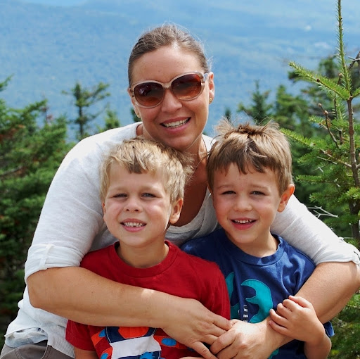 Deanna Rhodes Photo 27