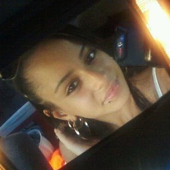 Amanda Bonilla Photo 4
