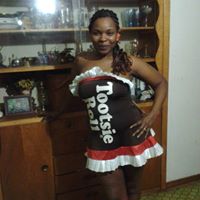 Felicia Woods Photo 20