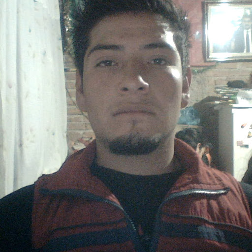 Alejandro Meraz Photo 23