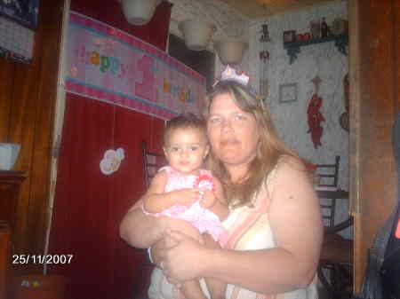 Stephanie Blackwell Photo 18