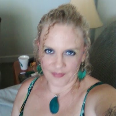 Rachel Giddings Photo 21