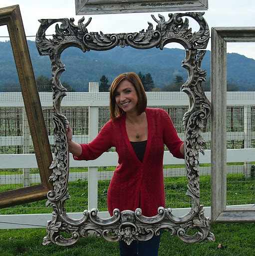 Stephanie Martinez Photo 19