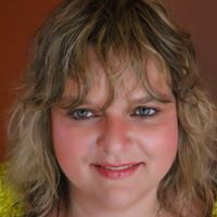 Judy Thomas Photo 36