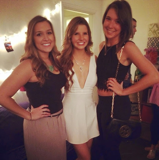 Lindsey Phillips Photo 24
