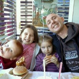 Stephen Hewitt Photo 7