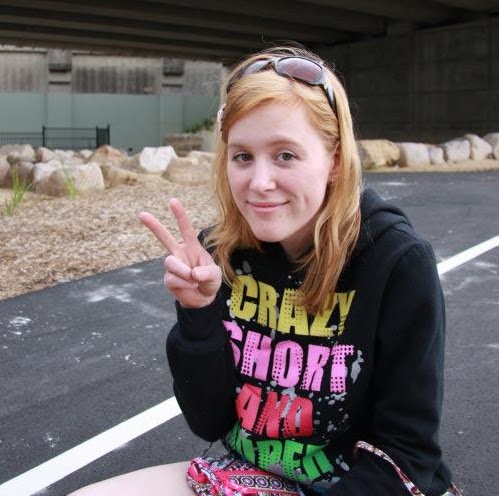 Kim Stewart Photo 34