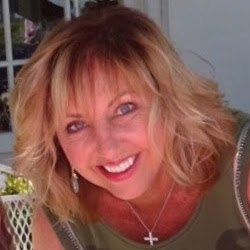 Debi Clark Photo 35
