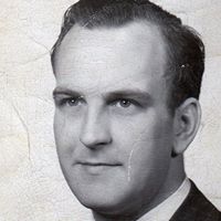 Richard Bard Photo 12