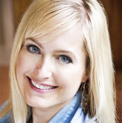 Sarah Evans Photo 12