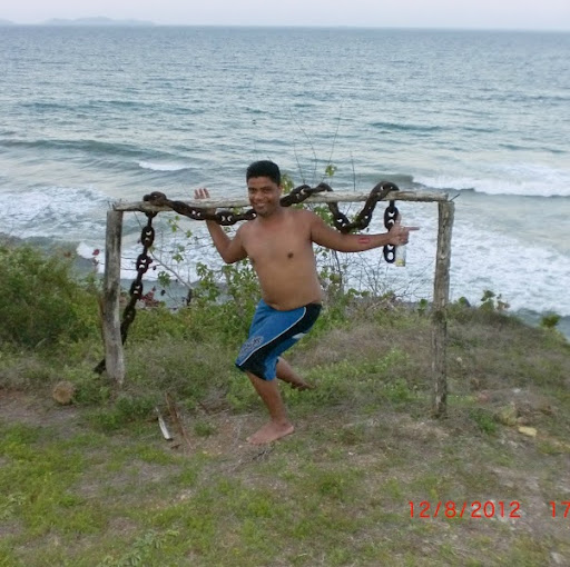 Wilfredo Torres Photo 14