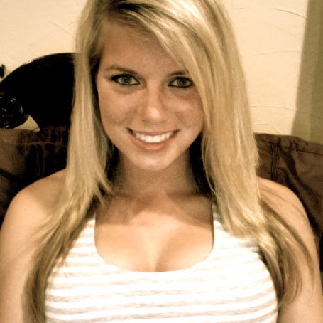 Amanda Wray Photo 18