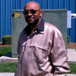 Derrick Daniels Photo 8