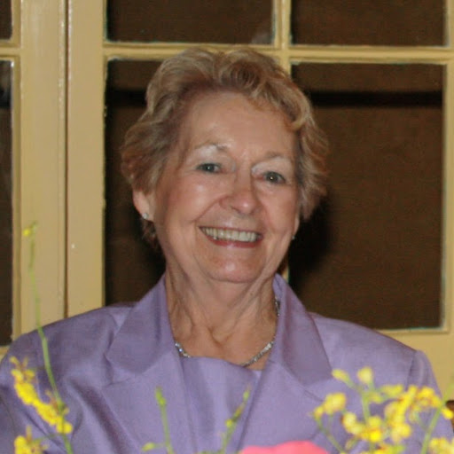 Jacquelyn Collins Photo 20
