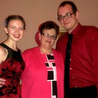 Michelle Winters Photo 45