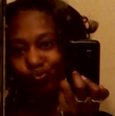 Tanesha Robinson Photo 3