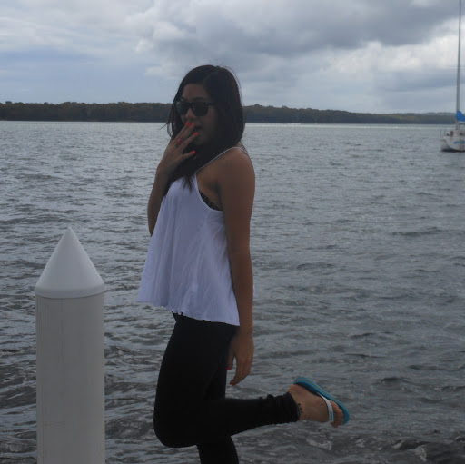 Ann Dinh Photo 18