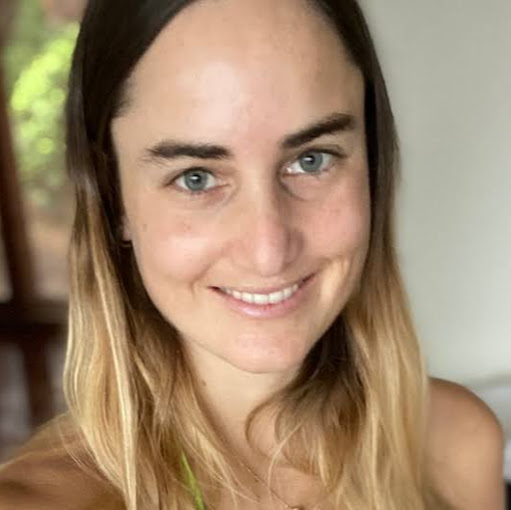 Elisa Serrano Photo 10