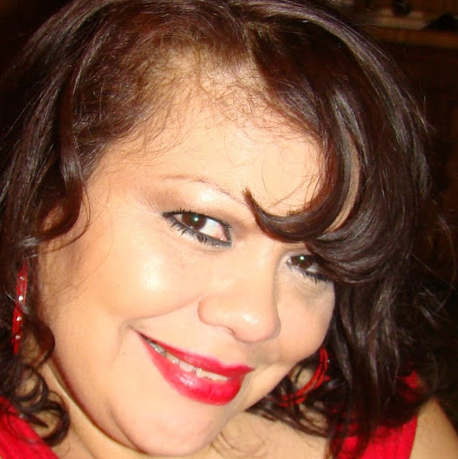Lisa Villalobos Photo 4