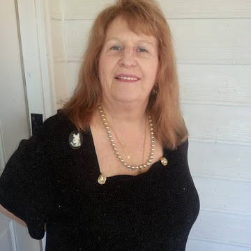 Sandra Regan Photo 27