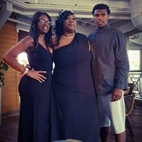Renea Thomas Photo 17