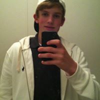 Conner Smith Photo 43