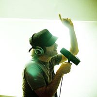 Ernesto Sanchez Photo 43