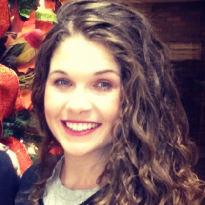 Sarah Saunders Photo 19