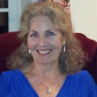 Phyllis Hogan Photo 9