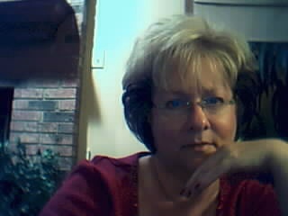 Linda Yates Photo 18