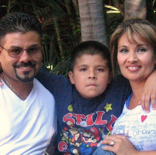 Angelica Lopez Photo 43
