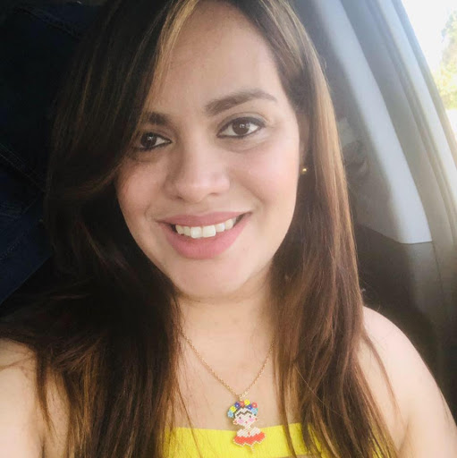 Janice Martinez Photo 26