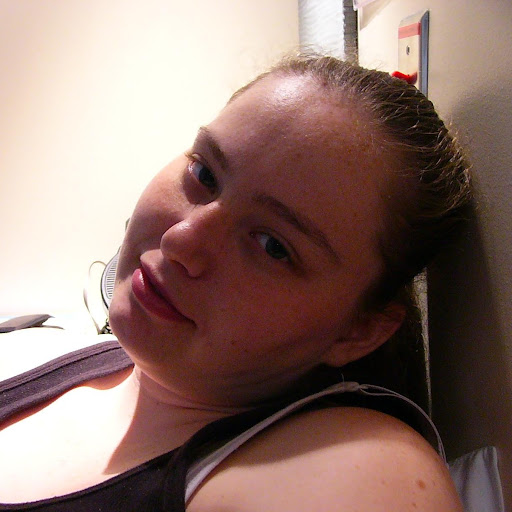 Jennifer Henry Photo 26