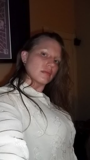 Nicole Michaels Photo 38