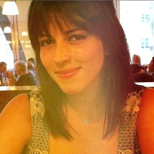 Louise Whittaker Photo 4