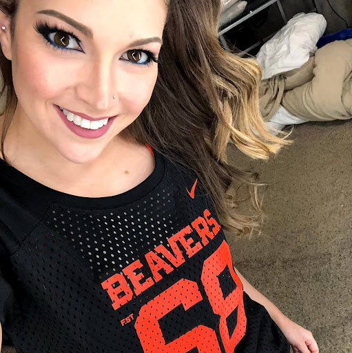 Emily Howland Photo 19