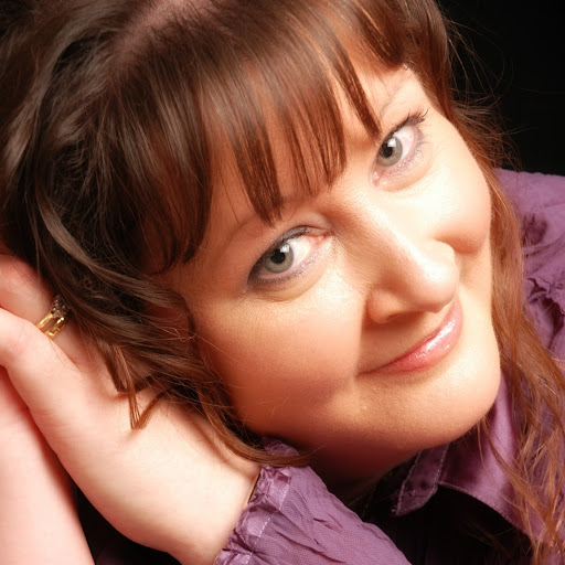 Christine Champion Photo 23