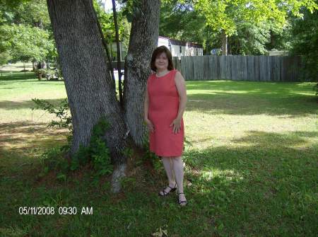 Leslie James Photo 3