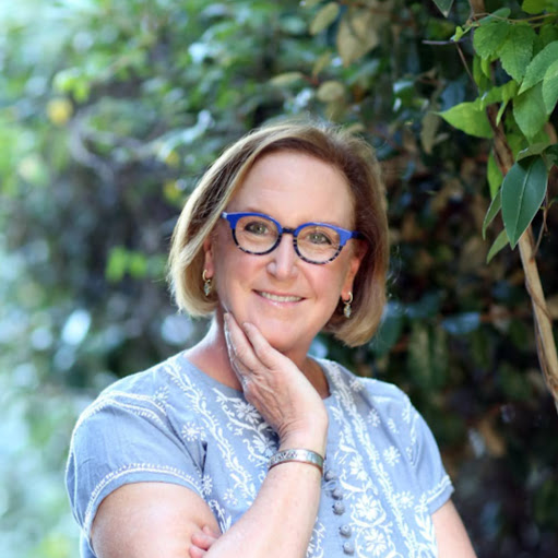 Lisa Barr Photo 54
